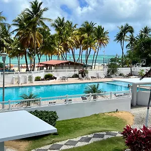 Beachfront Tropical Tantra , San Juan Puerto Rico